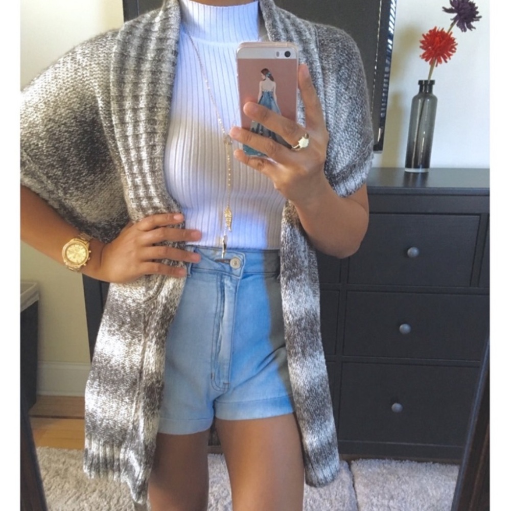 Banana Republic Sweater Vest Cardigan style! 💗
